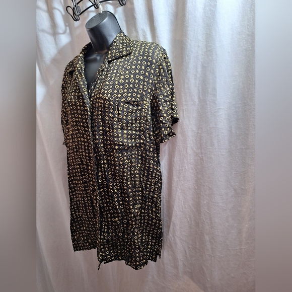 Seville button-down blouse size 12 - Picture 4 of 6